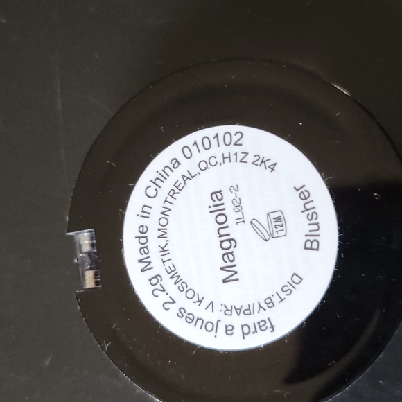 V. KOSMETIK BLUSH - Picture 2 of 2